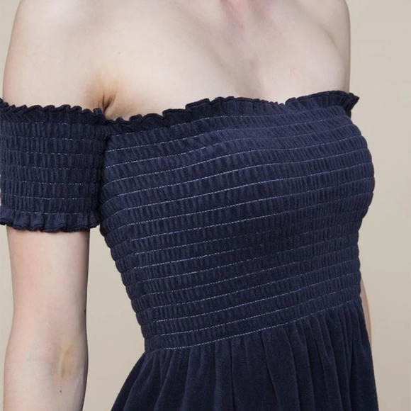 🆕 Juicy Couture Smocked Microterry Dress - Picture 3 of 4